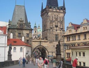 PRAŽSKÉ VĚŽE A KARLŮV MOST