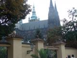 Na Pražském hradě jsme vystoupili z minibusu po 20 minutách jízdy